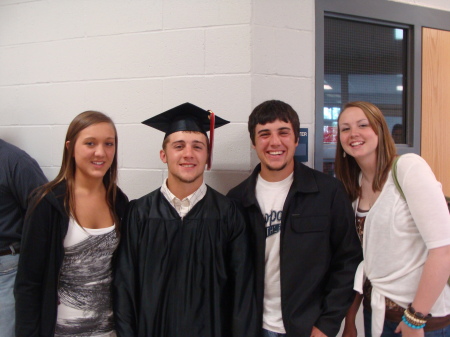 Spring & Graduation 09 084