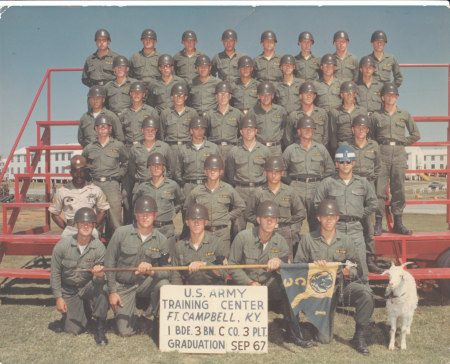 PLATOON GRADUATING BASIC TRAINING