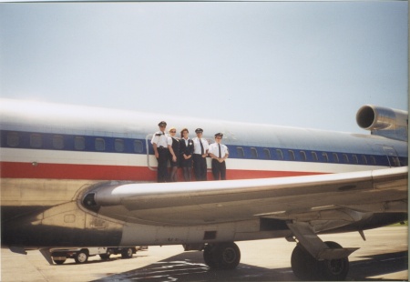 727 last flight crew on wing