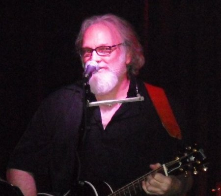 Brad singing in 2009