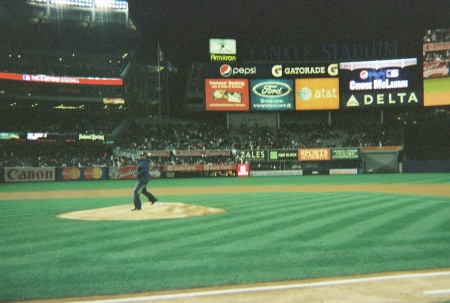 The Real First pitch of Game1 of 2009 MLBWS