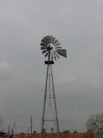 Mr Motl's windmill on 34th
