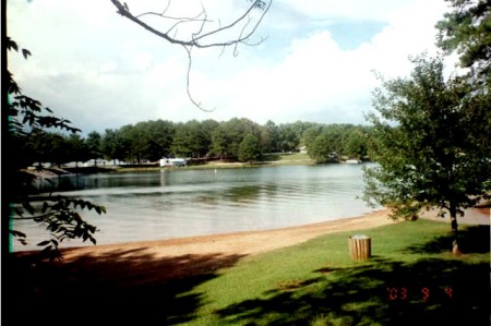 2003-09lake'pool'