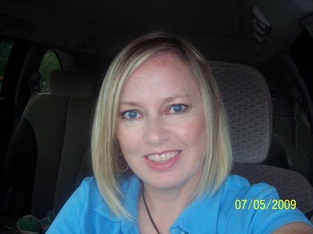Rhonda Saunders's Classmates® Profile Photo