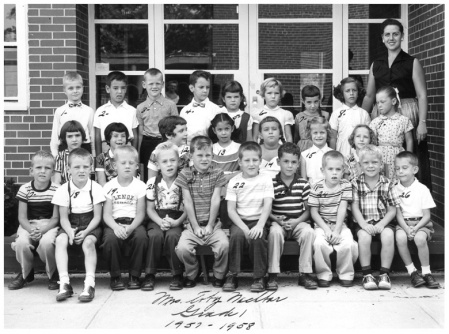 UNKOWN CLASS PICTURE..BROOKSIDE SCHOOL?