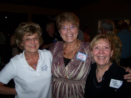 My sis-Dianne-'69, Beth and Joann Gouge '66