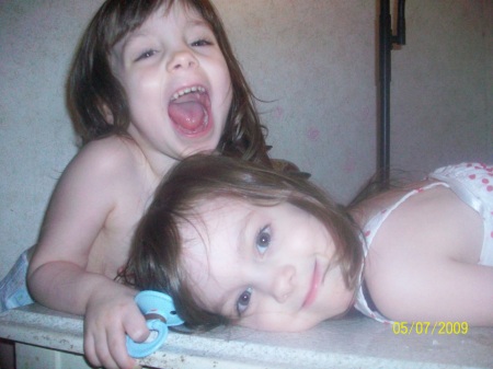 Kara and Lydia age 3