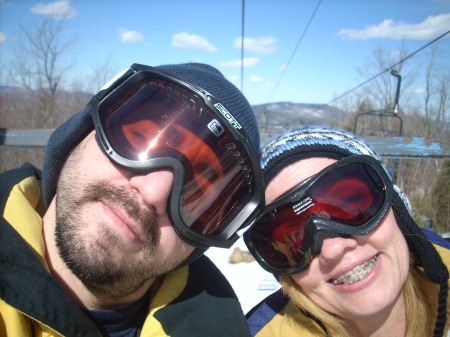 Pete N Delana Sj=kiing in Maine 2009