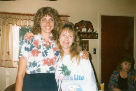 claudia&elaine1989