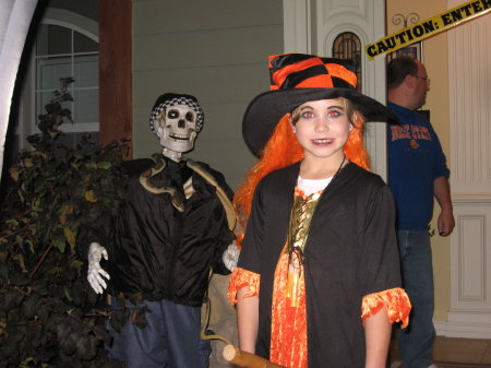 Ashlyn Halloween 09