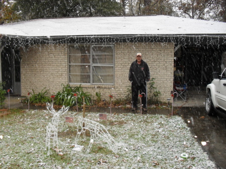 snowing in tx.12/05/09(my home)