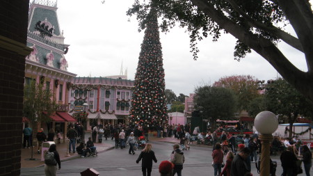 Christmas Main Street USA Disneyland