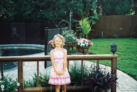 Mya posing at age 5