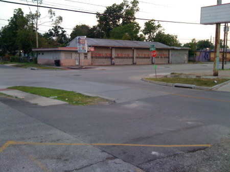 Cowles Bros. Tire Store