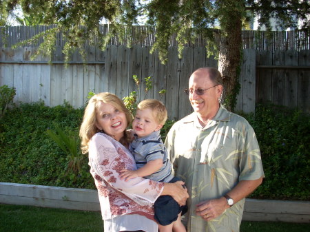 Luke with Nana & Papa 2009