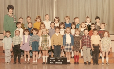 1969-1970 kindergarten class