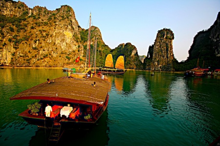 Ho Long Bay, Vietnam