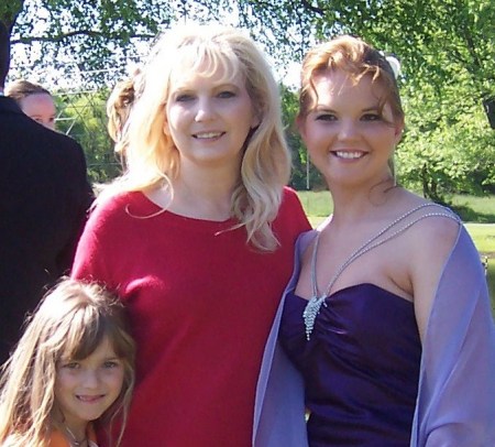 Autumn, Mom and Megan before her senior prom