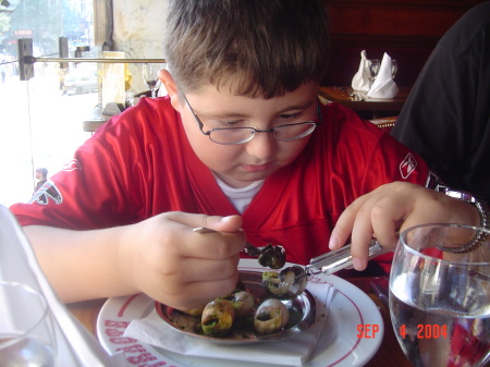 Matthew Eating Escargot for the 1st time!