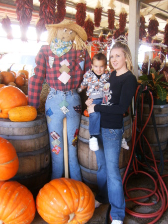 Aunt Lindsey and Ryan at the pumpkin patch.