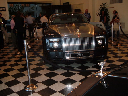 ROLLS ROYCE PHANTOM DROPHEAD