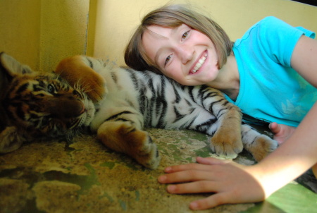 Darby w/tiger cub in Chiang Mai, Thailand '09