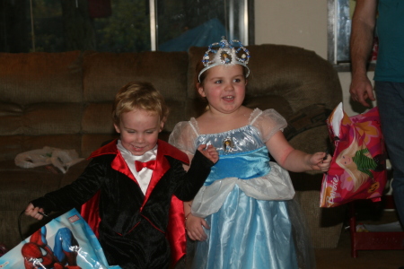 Haloween - Jack & Elizabeth 2008