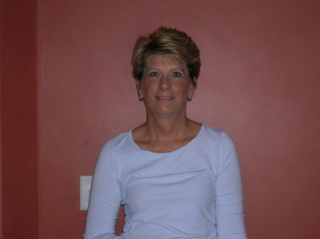 Barbara Holzworth's Classmates® Profile Photo