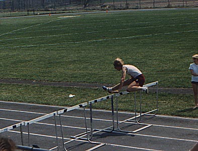 theo%2017%20years%20old%20-%20hurdles