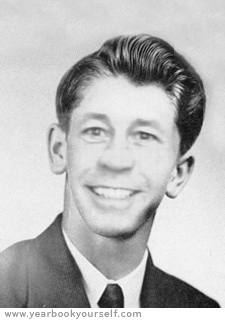 YearbookYourself_1952