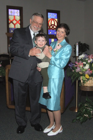 Bill, Linda, and grandson Camden