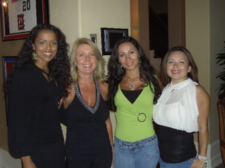 Mindy, Me, Carolina & Dorothy