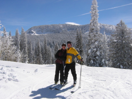 Larry & Carol skiing in Steamboat 2008