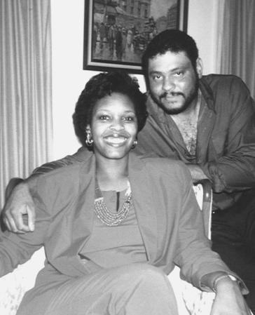 Robyn and Winton, 1990