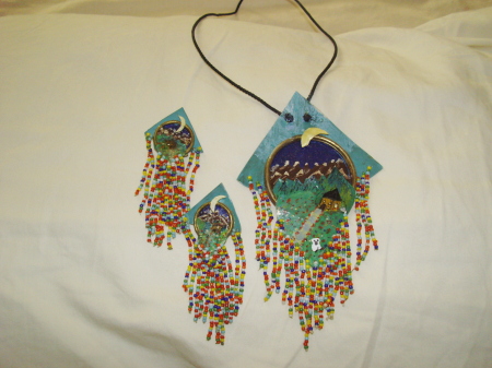 beaded paper neckace