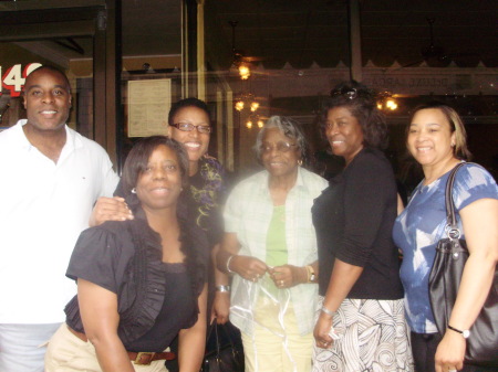 grand moms party 110