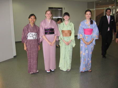 Liz in Kimono