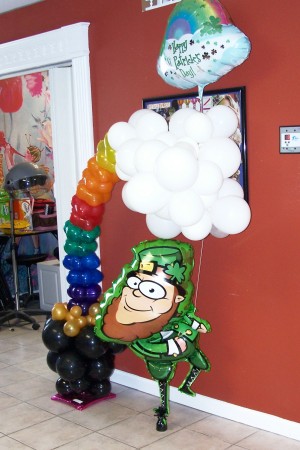 St. Patricks Day Balloon Sculpture!