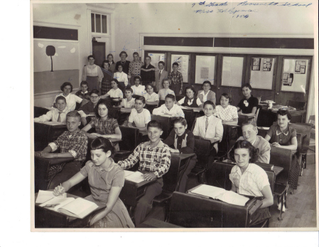 Roosevelt School Grade 7   1954