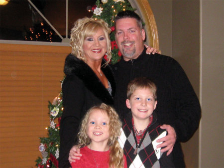 Christmas 2009 Family Portrait