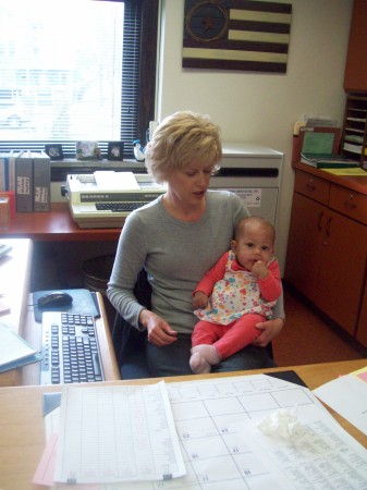 Dionna visiting grandma at work, Feb 2009