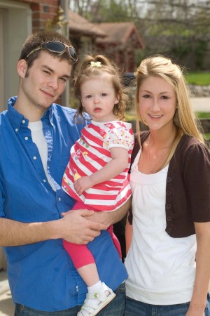 Matthew, his daughter and Carissa. Good pix.