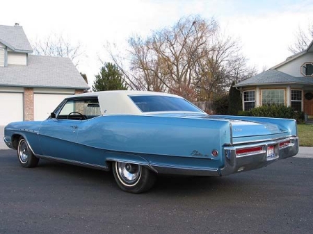 Dad's '68 Buick Electra '225'