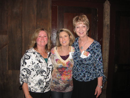 SWHS class of 1970 girls' luncheon in Gruene