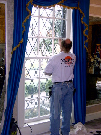 Mitch installing at Graceland