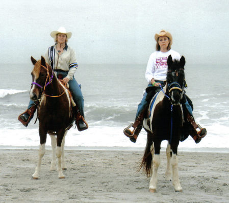 Dara & nettie the horse at the beach