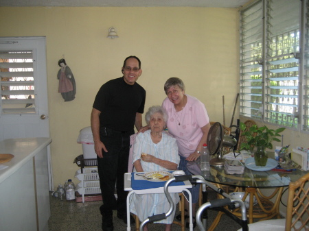 with the mom & granny Puerto Rico 09