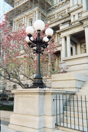 DC Lamp post
