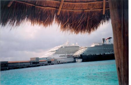 Carnival Conquest and the Oosterdam