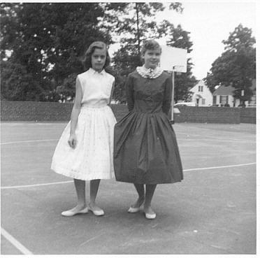 BethHarris&MarthaCuller'58